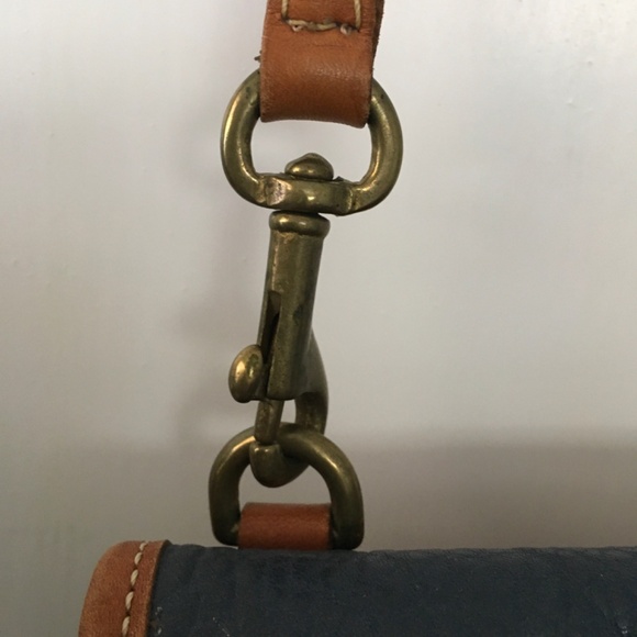 Dooney & Bourke vintage mini Calvary bag in navy - Picture 4 of 9